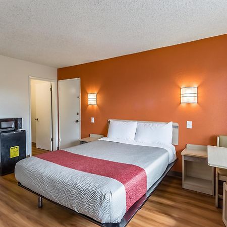 Motel 6-Beaverton, OR Buitenkant foto