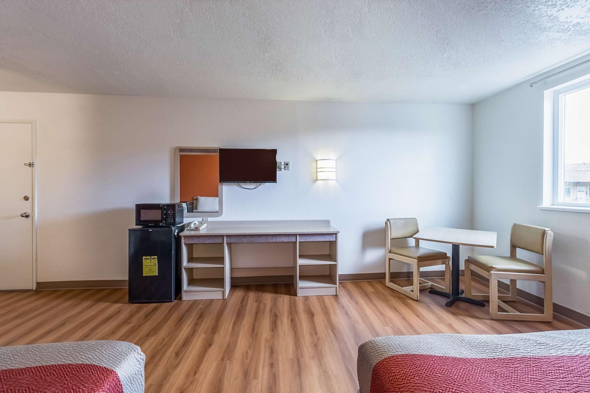 Motel 6-Beaverton, OR Buitenkant foto