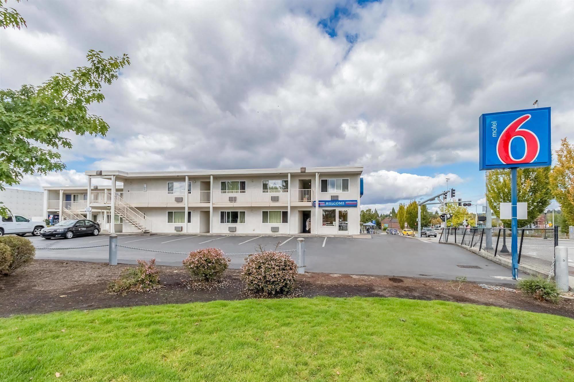 Motel 6-Beaverton, OR Buitenkant foto